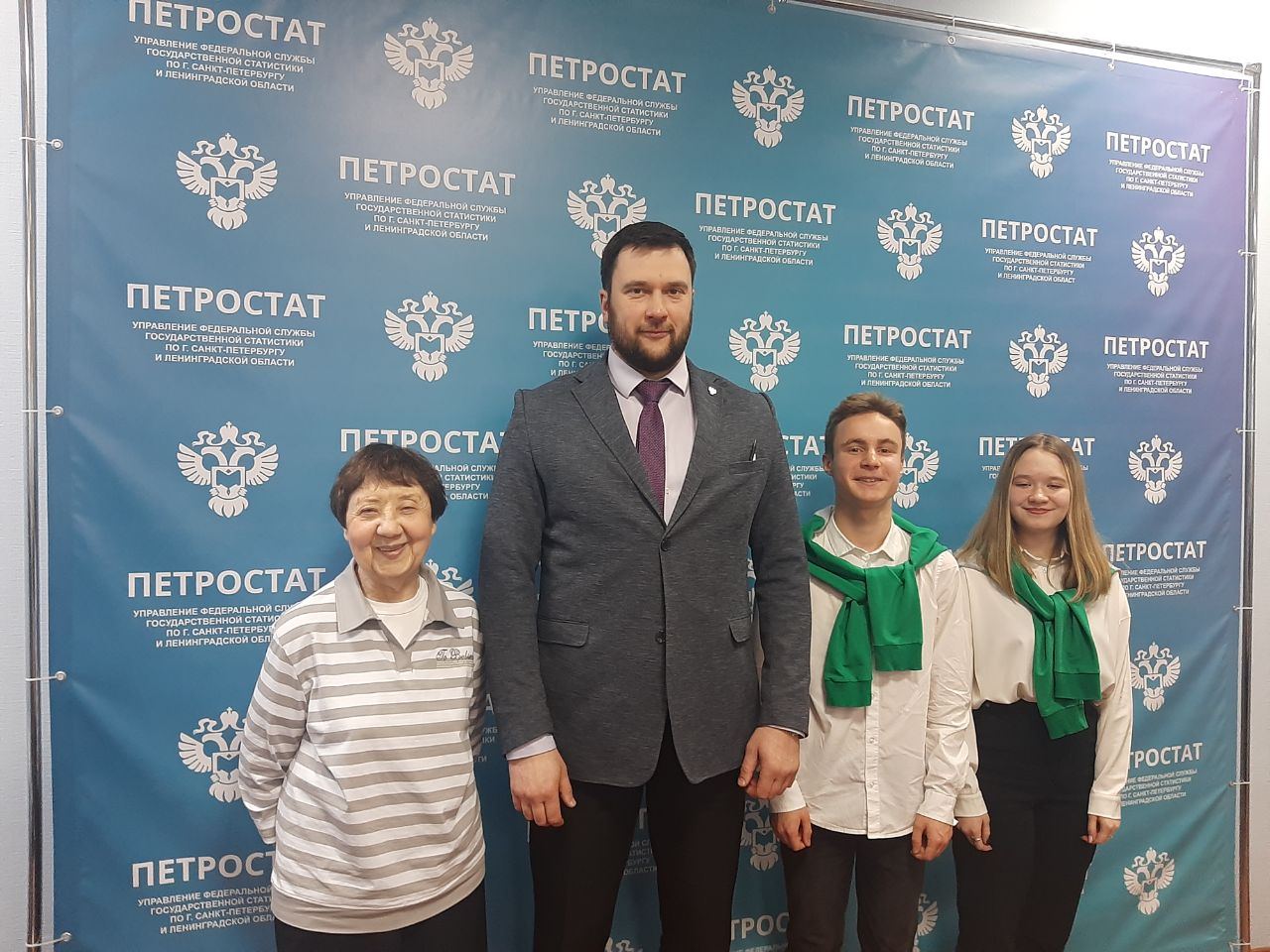 Елисеева И.И., Кукушкин А.М., команда победителей Санкт-Петербурга